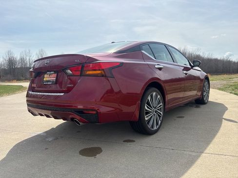 Used 2023 Nissan Altima 2.5 SL AWD/4WD image 9