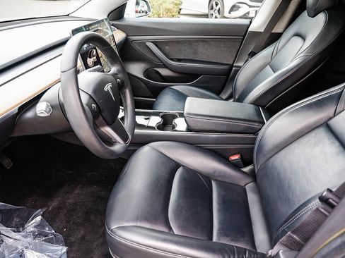 Used 2020 Tesla Model 3 Standard image 19