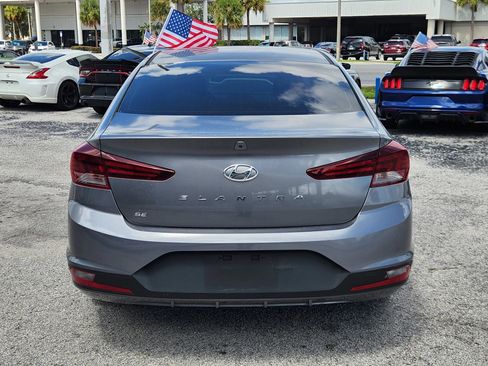 Used 2019 Hyundai Elantra SE image 7