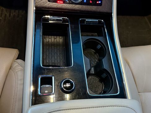 Used 2023 Lincoln Aviator Reserve w/ Equipment Group 201A image 31