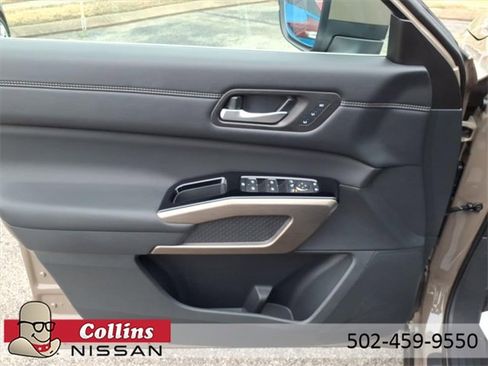 Certified 2024 Nissan Pathfinder Platinum w/ Cargo Package image 16