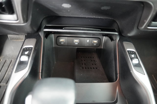 Used 2021 Kia Sorento EX FWD image 29