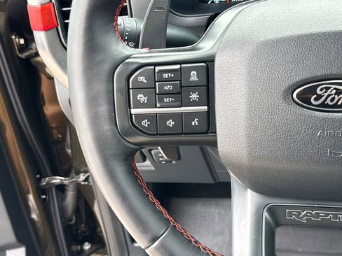 Used 2025 Ford F150 Raptor AWD/4WD image 16