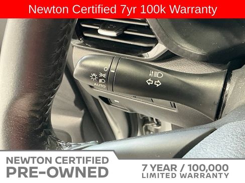Used 2022 Nissan Sentra SV FWD image 28