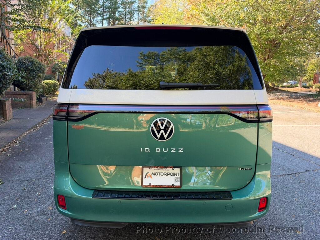 Used 2025 Volkswagen ID. Buzz 1st Edition AWD/4WD image 5
