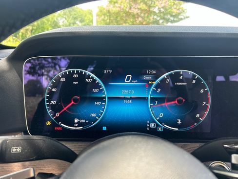 Used 2023 Mercedes-Benz E 350 Sedan image 10