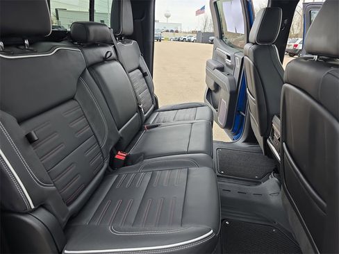 Used 2023 GMC Sierra 1500 AT4X image 11