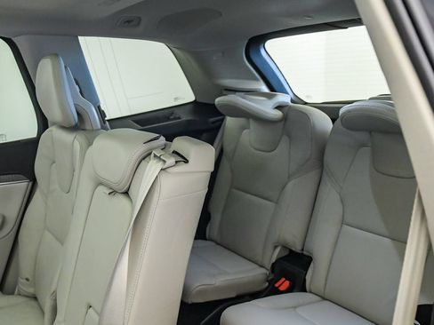 Certified 2025 Volvo XC90 T8 Ultra w/ Protection Package Premier AWD/4WD image 21
