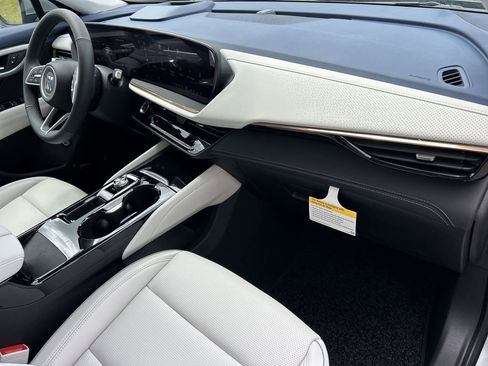 New 2026 Buick Envision Avenir AWD/4WD image 13