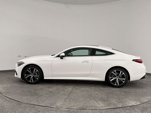 New 2026 Mercedes-Benz CLE 300 4MATIC Coupe image 2