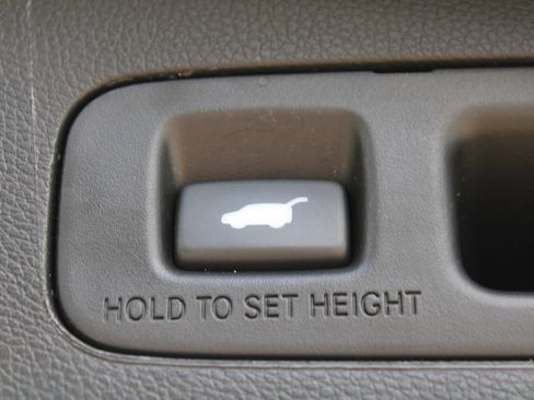 Used 2022 Honda CR-V EX-L image 11