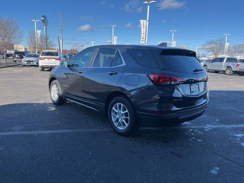 Used 2023 Chevrolet Equinox LT image 4