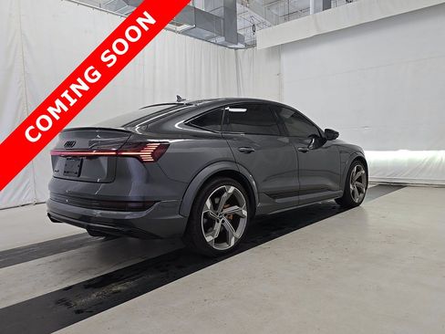Used 2022 Audi e-tron S Prestige AWD/4WD image 4