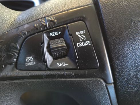 Used 2015 Chevrolet Equinox LS FWD image 30