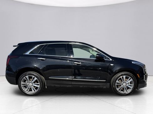 Used 2024 Cadillac XT5 Premium Luxury w/ Technology Package AWD/4WD image 5