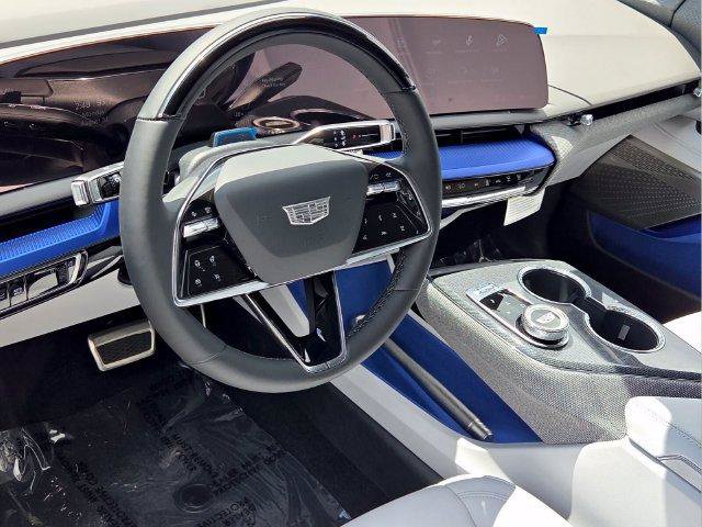 New 2027 Cadillac Optiq Luxury AWD/4WD image 14