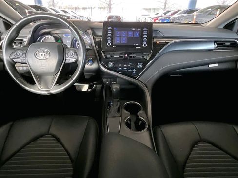 Used 2021 Toyota Camry SE w/ Convenience Package image 15