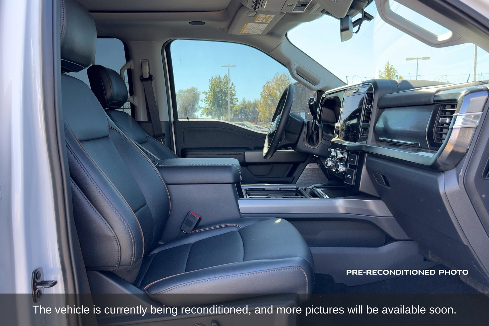 Used 2026 Ford F250 Lariat w/ Tremor Off-Road Package AWD/4WD image 15