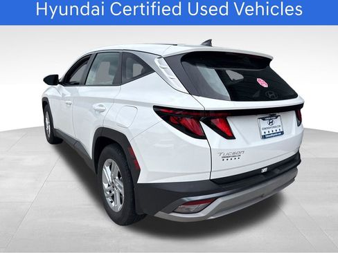 Certified 2025 Hyundai Tucson SE image 7