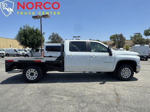 Used 2022 Chevrolet Silverado 2500 LT w/ Convenience Package AWD/4WD image 1