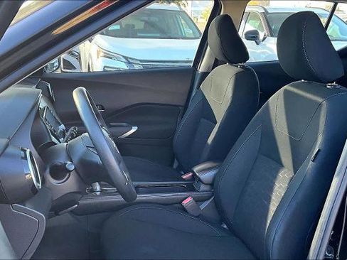 Certified 2024 Nissan Kicks SV image 7