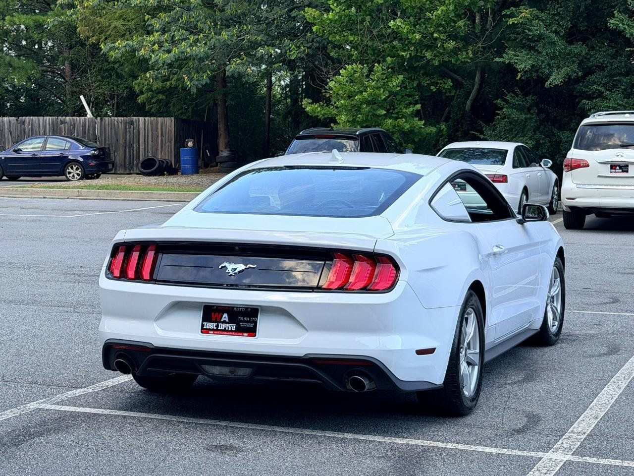 Used 2022 Ford Mustang Coupe RWD image 4