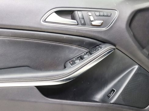 Used 2020 Mercedes-Benz GLA 250 image 22