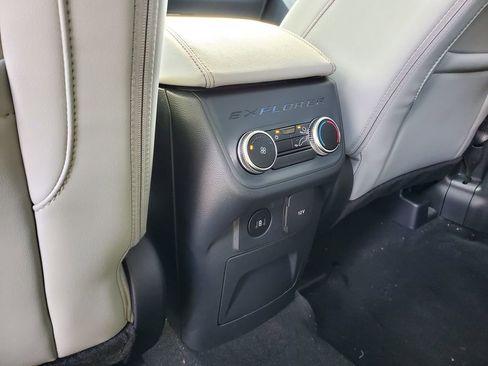 New 2026 Ford Explorer Active w/ Active Comfort Package image 31