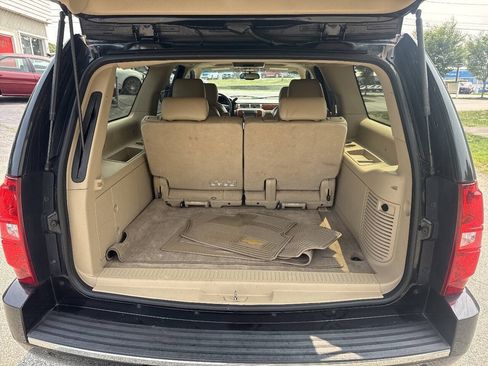 Used 2013 Chevrolet Suburban LTZ AWD/4WD image 16