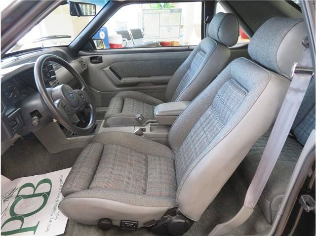 Used 1989 Ford Mustang GT RWD image 3