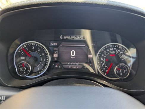 Certified 2020 RAM 1500 Laramie image 28