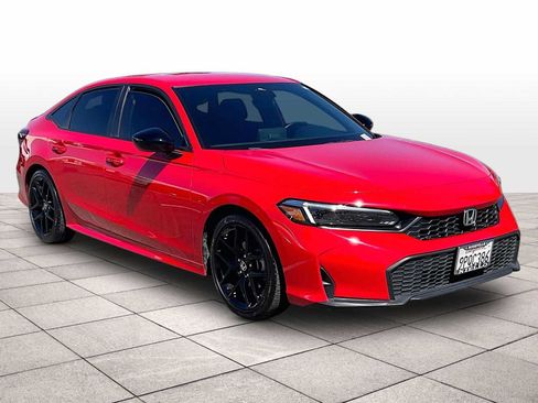 Used 2025 Honda Civic Sport image 2