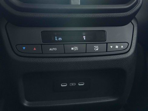Used 2024 Honda Pilot EX-L image 41