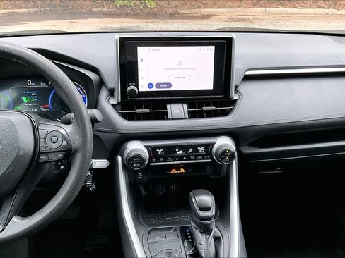 Certified 2024 Toyota RAV4 LE image 7