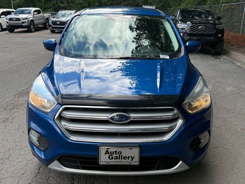 Used 2017 Ford Escape SE AWD/4WD image 2