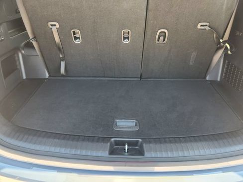 Used 2025 Kia Telluride S FWD image 33