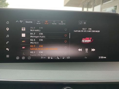 Used 2025 Nissan Murano SL AWD/4WD image 8