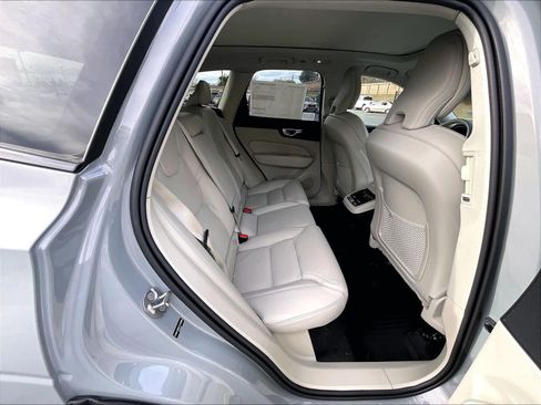 New 2026 Volvo XC60 B5 Ultra w/ Protection Package Premier image 27