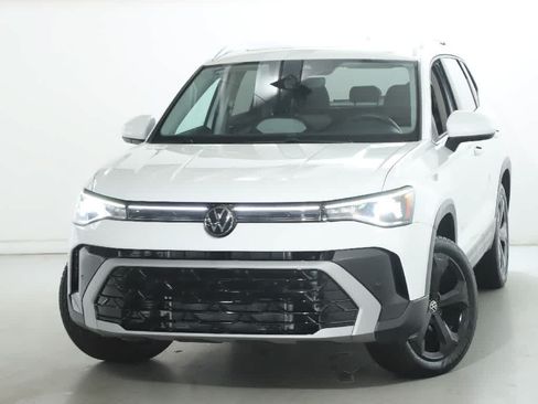 Certified 2025 Volkswagen Taos SEL w/ Black Wheel Plus Package AWD/4WD image 3