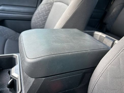 Used 2025 Toyota Tacoma SR5 RWD image 35