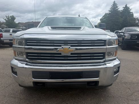 Used 2018 Chevrolet Silverado 2500 LT w/ LT Fleet Convenience Package AWD/4WD image 3