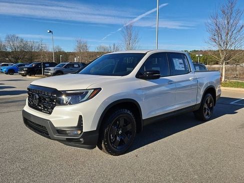New 2026 Honda Ridgeline Black Edition image 3