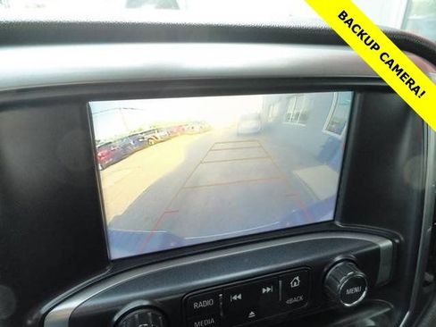 Used 2019 Chevrolet Silverado 1500 LT AWD/4WD image 3