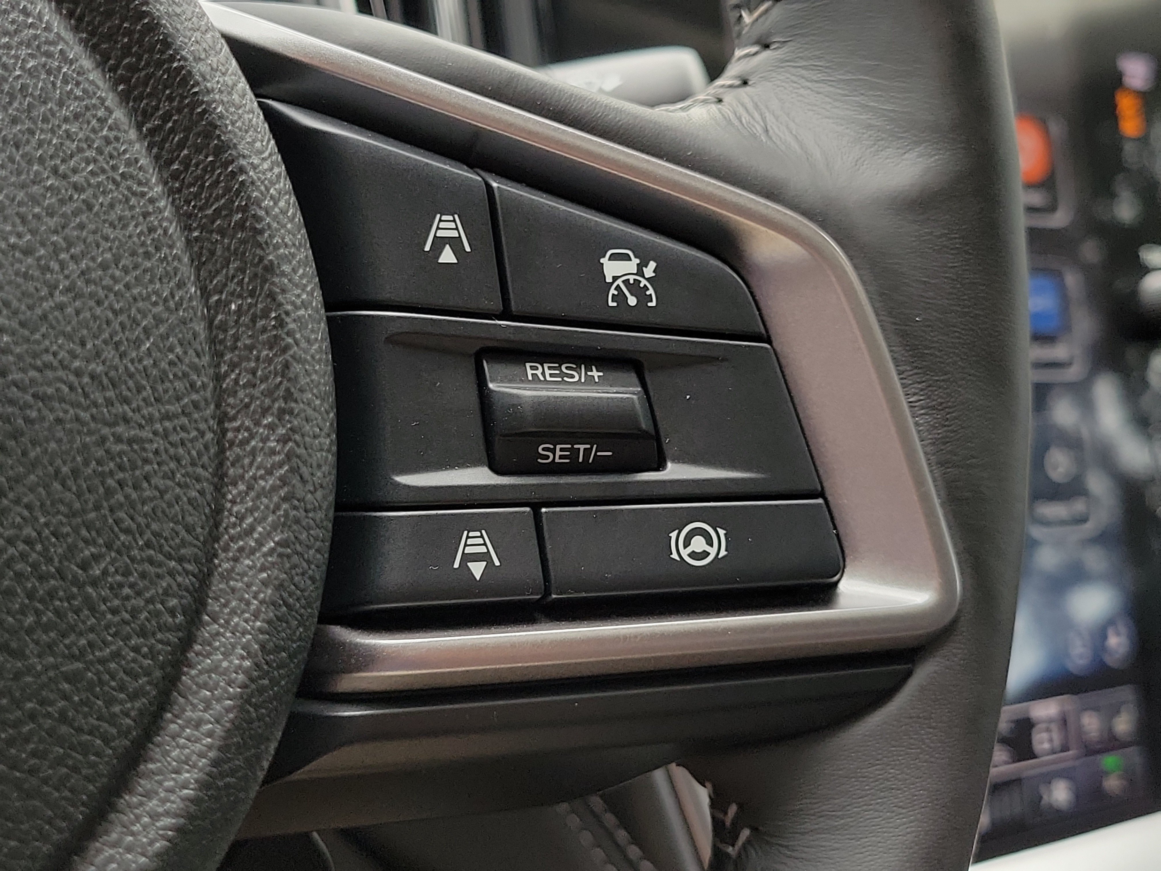 Used 2024 Subaru Outback Touring AWD/4WD image 28