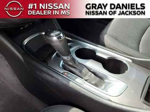 Used 2019 Chevrolet Malibu LT FWD image 19