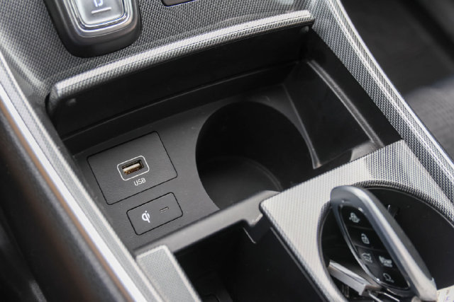 Used 2022 Hyundai Santa Fe SEL w/ Convenience Package FWD image 21