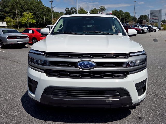 Used 2024 Ford Expedition XLT RWD image 2