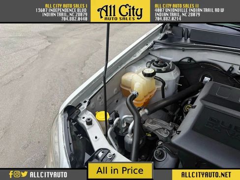 Used 2009 Mercury Mariner 2WD image 32