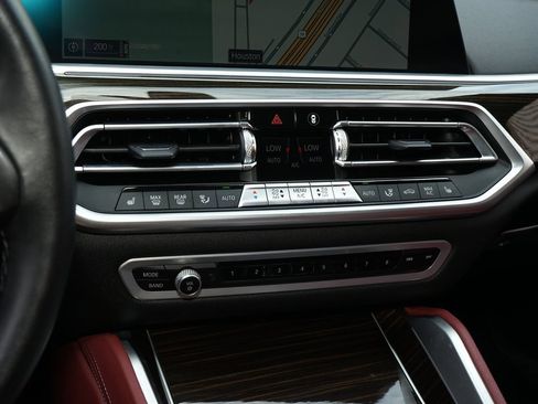 Used 2021 BMW X6 xDrive40i w/ Convenience Package image 16