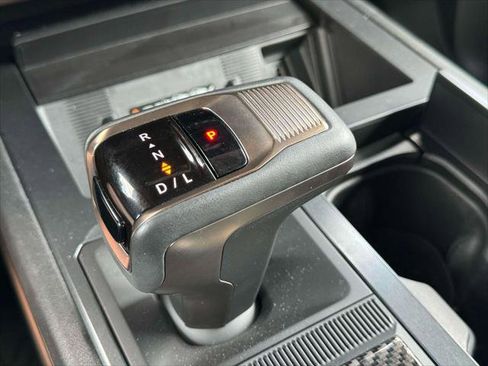 Certified 2024 GMC Hummer EV 2X image 27